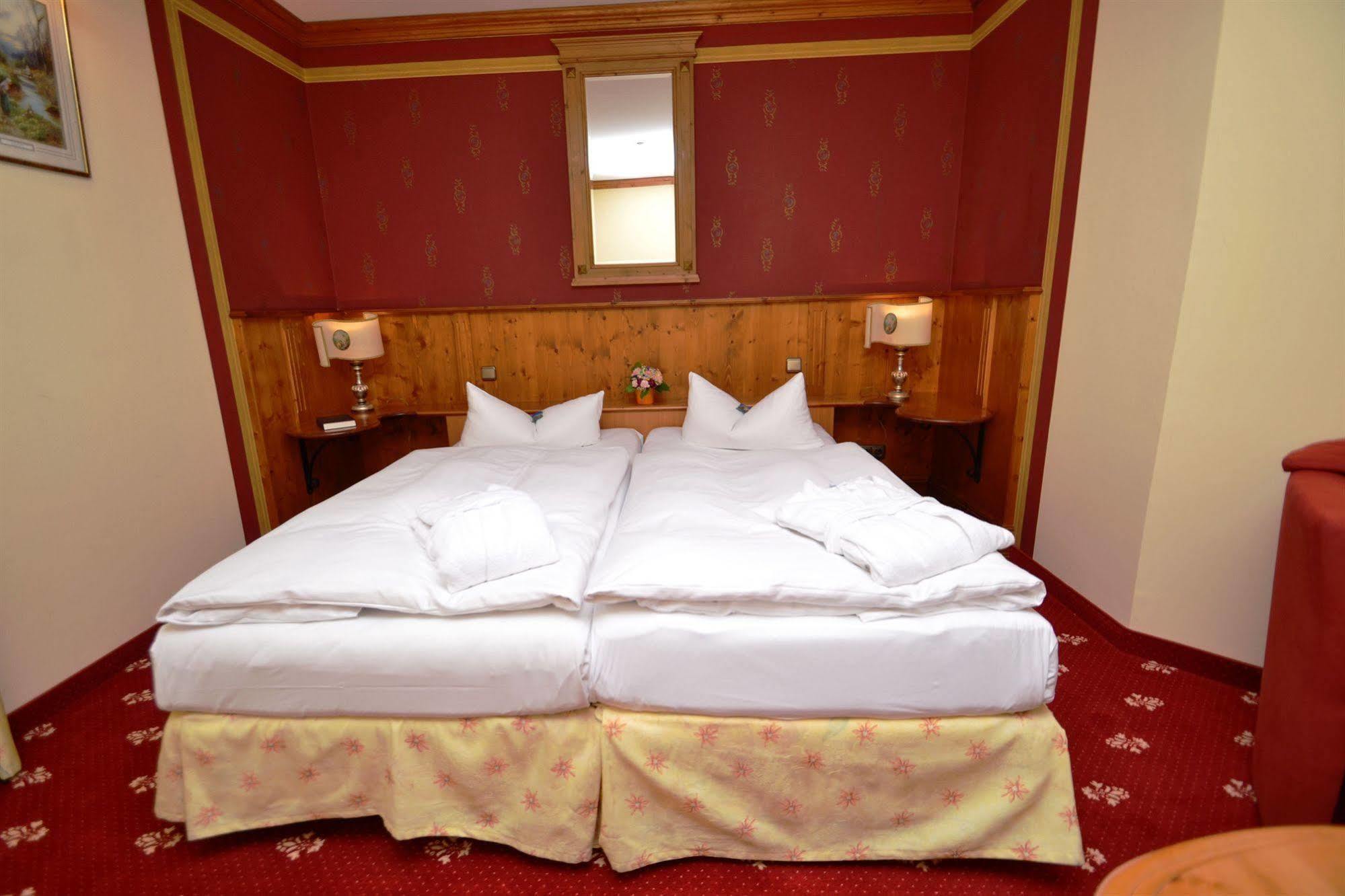 Solthus Hotel&Spa Бабе Экстерьер фото